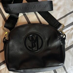 Steve Madden Black Textured Crossbody